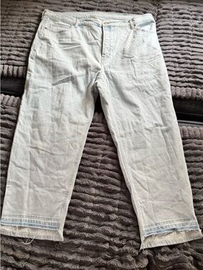 Old Navy Light Blue Straight Leg Jeans